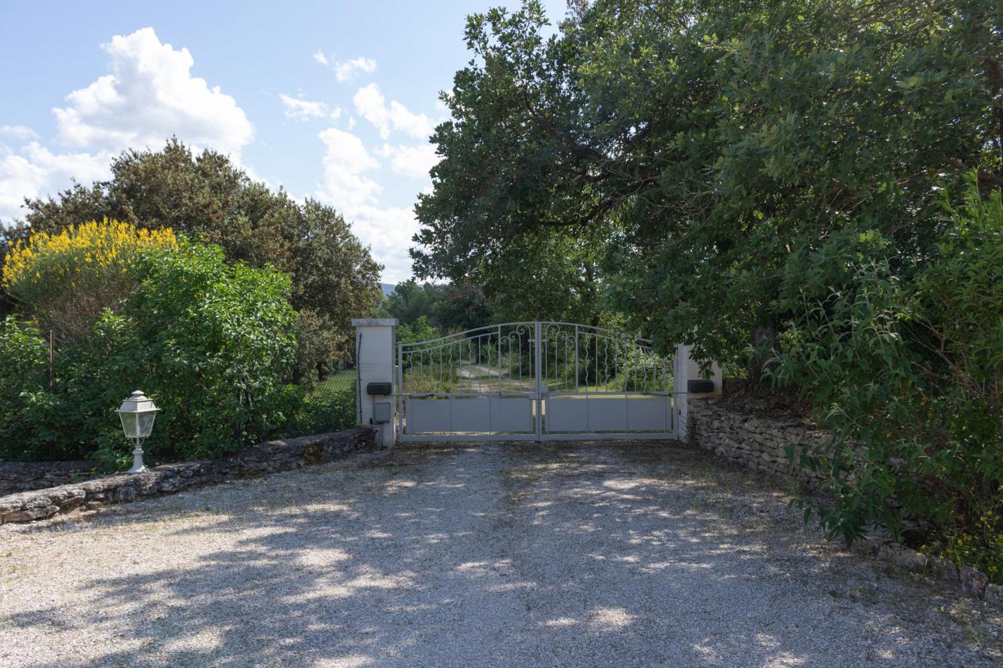 Villa Provencale Face Au Luberon Cabrières-dʼAvignon Exterior foto